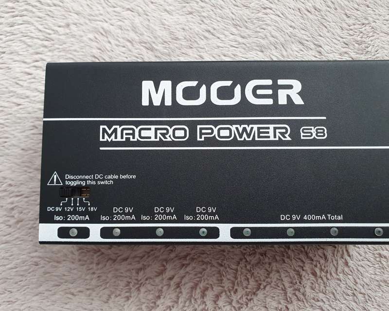 (NEW) Mooer Macro Power S8 - 8 way Guitar Pedal Power Supply