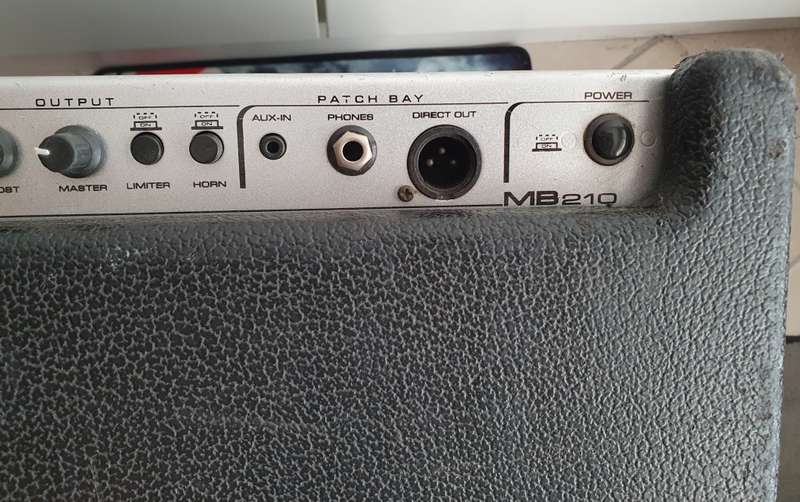 Gallien-Krueger MB210 500W 2x10` Ultra Light Bass Combo Amp