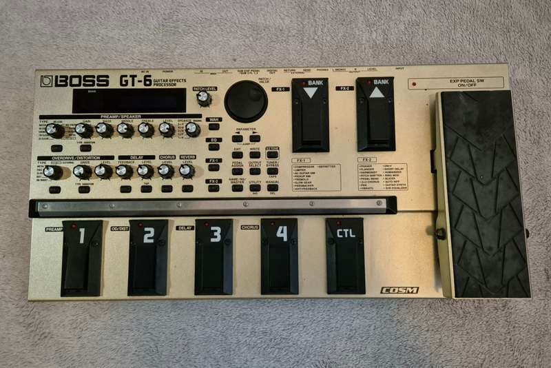 Boss GT-6 Guitar Multi-effects Pedal