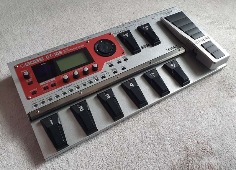 Boss GT10B Bass Guitar Multi-effects Pedal