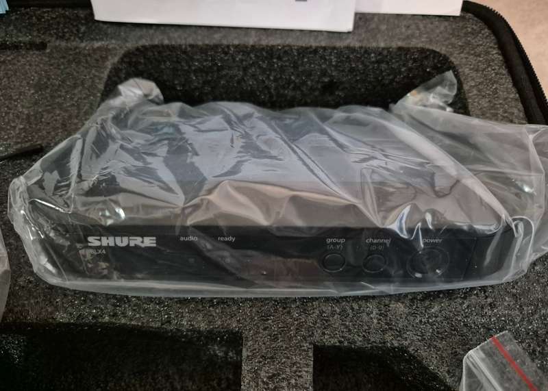 Shure BLX14E/CVL Wireless Lapel Microphone