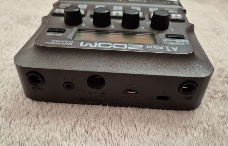Zoom A1 Four Acoustic Guitar Multi-effects Pedal