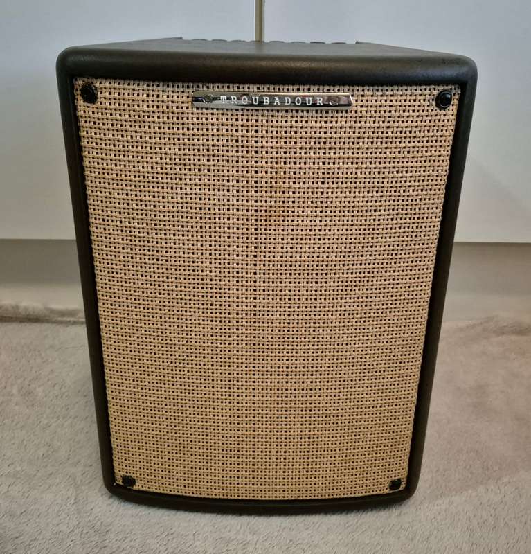 Ibanez Troubadour T80IISM-U Acoustic Guitar Amp