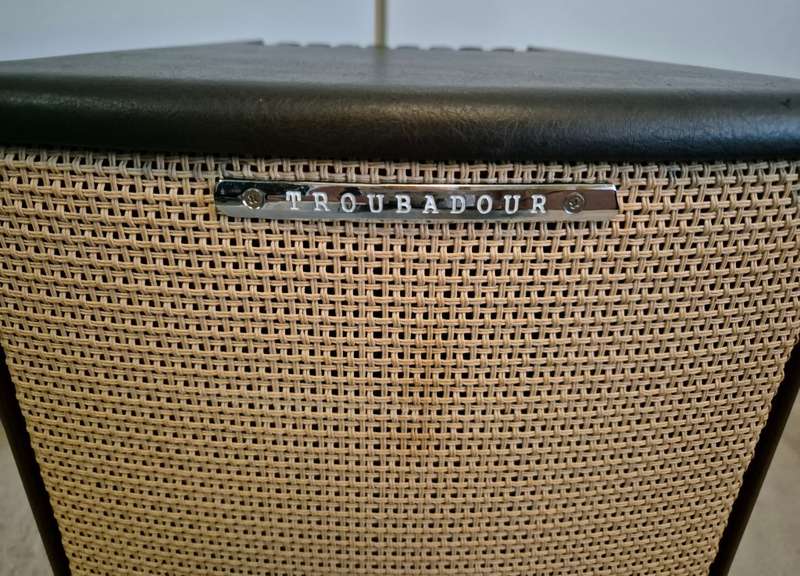 Ibanez Troubadour T80IISM-U Acoustic Guitar Amp