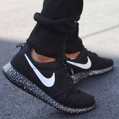 Nike Roshe Galaxy