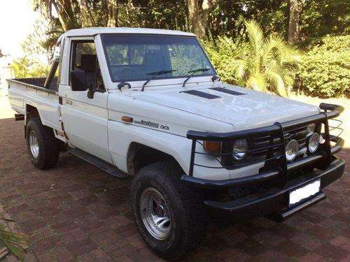 Toyota Landcruiser 4x4 automatic