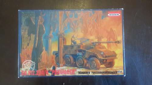 RODEN SCALE MODEL KIT 1.72 "PAKWAGEN"