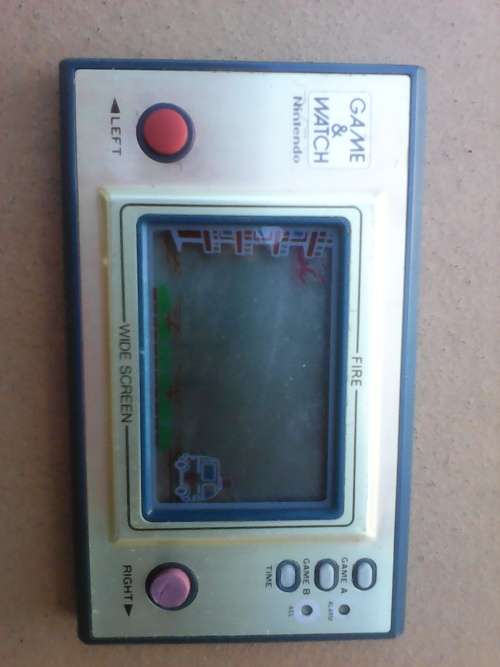 1981 Nintendo "Fire" Game @ Watch (Working)