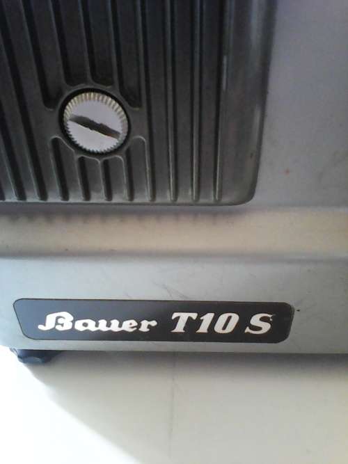 1950's BAUER T10 S 8MM FILM PROJECTOR (MINT CONDITION AND WORKING)