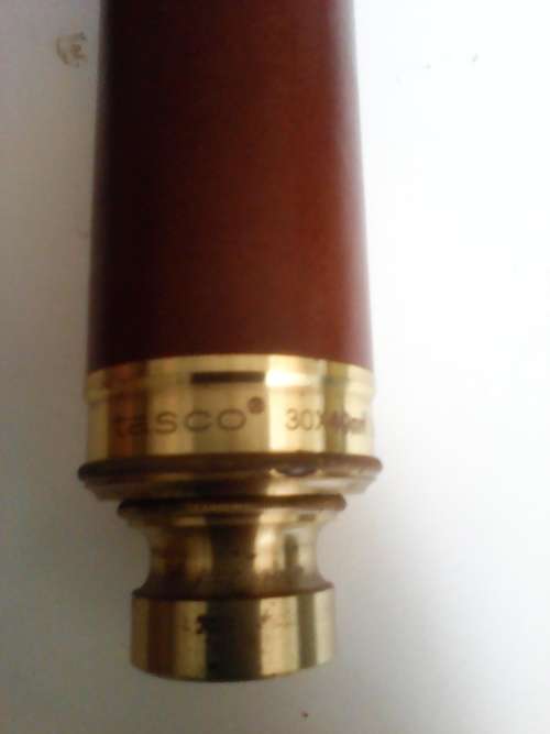 VINTAGE TASCO 30 X 40 TELESCOPE (ORIGINAL BOX AND MINT CONDITION)