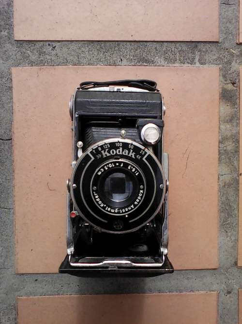 RARE 1934 - 1939 KODAK VOLLENDA 620 FOLDING CAMERA (MINT CONDITION) VALUE R5500.00