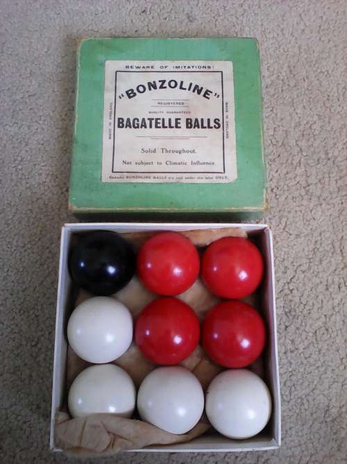 Vintage Bonzoline Bagatelle Balls (Complete set Mint Condition in Original Box)