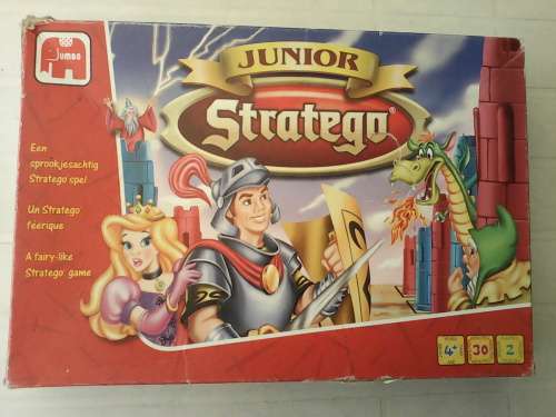 Rare 1984 Junior Stratego (Complete and playing pieces plus board in mint condition)