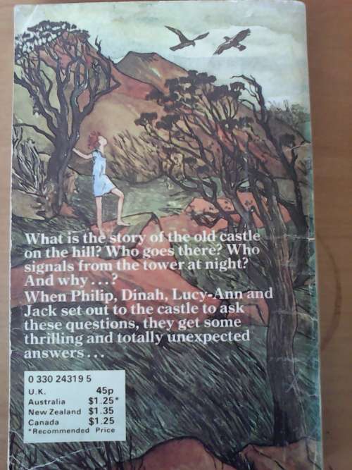 The Castle of Adventure (Paperback) Enid Blyton