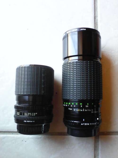 2 x Sigma Camera Lenses (70-250mm @ 35-105mm) Sold As One Lot
