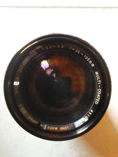 2 x Sigma Camera Lenses (70-250mm @ 35-105mm) Sold As One Lot