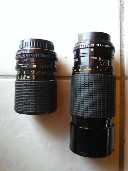 2 x Sigma Camera Lenses (70-250mm @ 35-105mm) Sold As One Lot