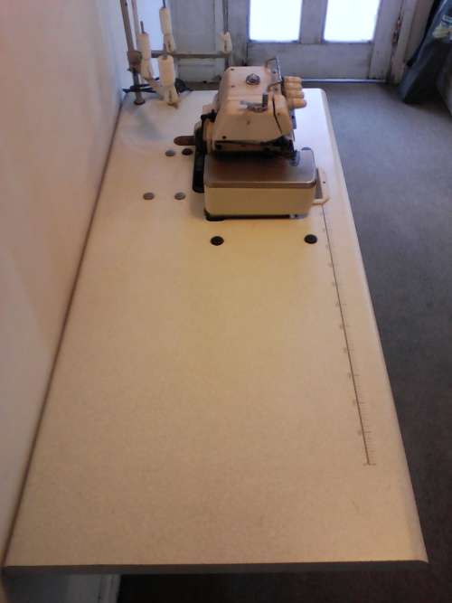 Feiyue High Speed Industrial Overlock Sewing Machine