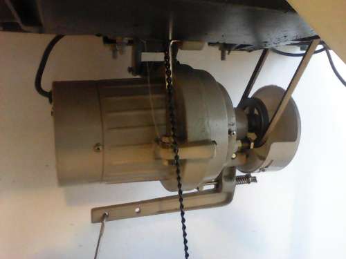 Feiyue High Speed Industrial Overlock Sewing Machine