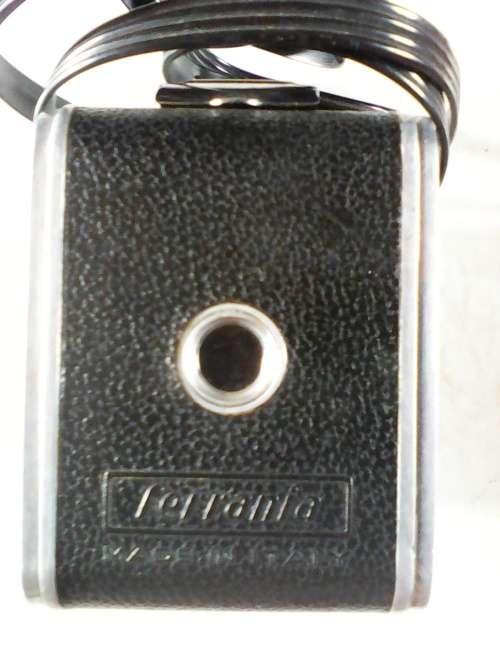 Circa 1948 Ferrania Rondine Linear 7.5 Camera - Made In Italy (Mint Condition)