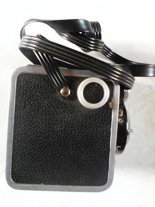 Circa 1948 Ferrania Rondine Linear 7.5 Camera - Made In Italy (Mint Condition)