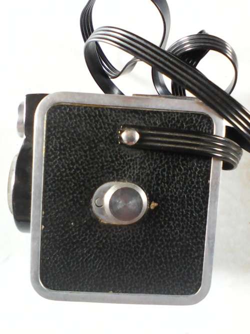Circa 1948 Ferrania Rondine Linear 7.5 Camera - Made In Italy (Mint Condition)
