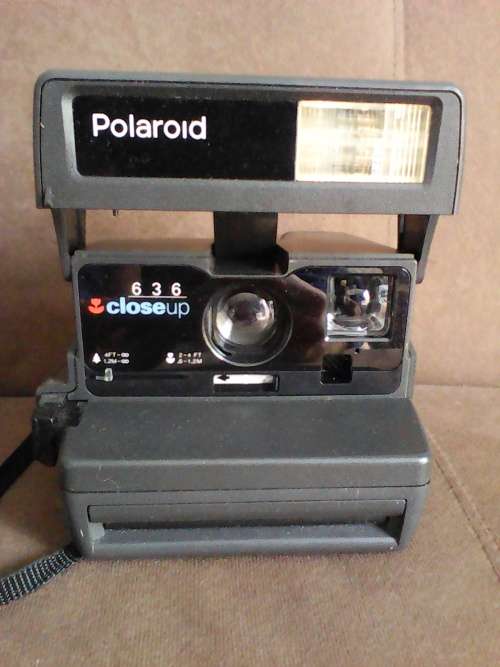Polaroid 636 Closeup Camera