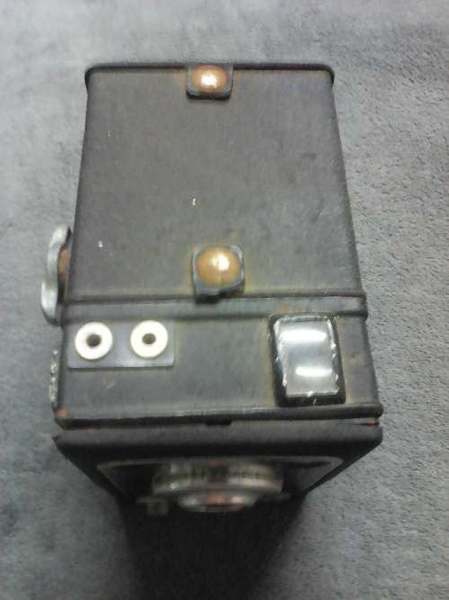 Bilora Synchro Flash Standard Box Camera - Germany (Circa 1949)