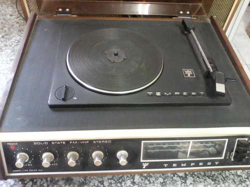 Vintage Tempest Turntable / Tuner - Includes Original Speakers