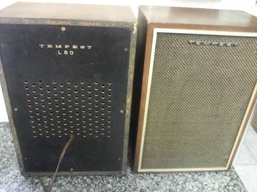 Vintage Tempest Turntable / Tuner - Includes Original Speakers