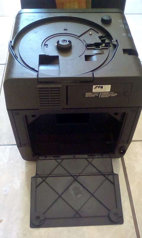 Circa 1960's Singer Caramate 3300 Slide Projector (Working / original case + accessories)