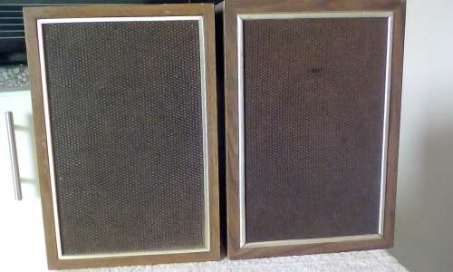 2 x Vintage 1970's Sanyo Speakers (Sold as one Lot)