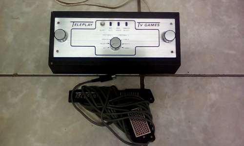 Retro Early 80's Teleplay TV Games Console (Includes Target Gun @ Original Box)