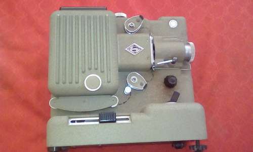 Eumig Wien 8mm Projector (Type P8) Circa 1960's Working @ Accessories
