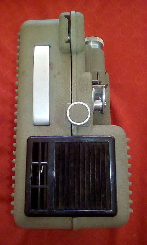 Eumig Wien 8mm Projector (Type P8) Circa 1960's Working @ Accessories