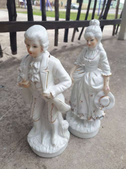 Pair Victorian Style Man @ Lady Figurines