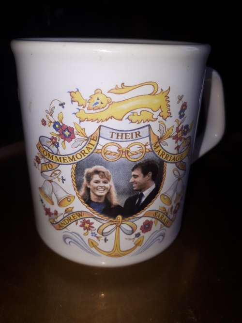 Andrew Sarah Commemorate their Marriage 1986 Cup