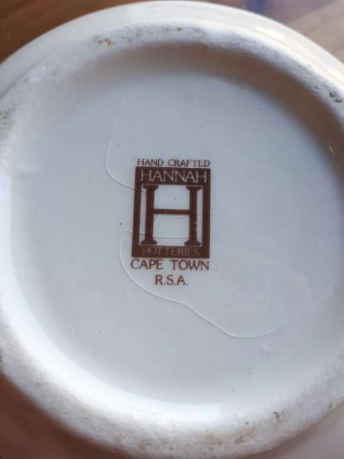 Vintage Hannah Potteries Hand Crafted Bowl