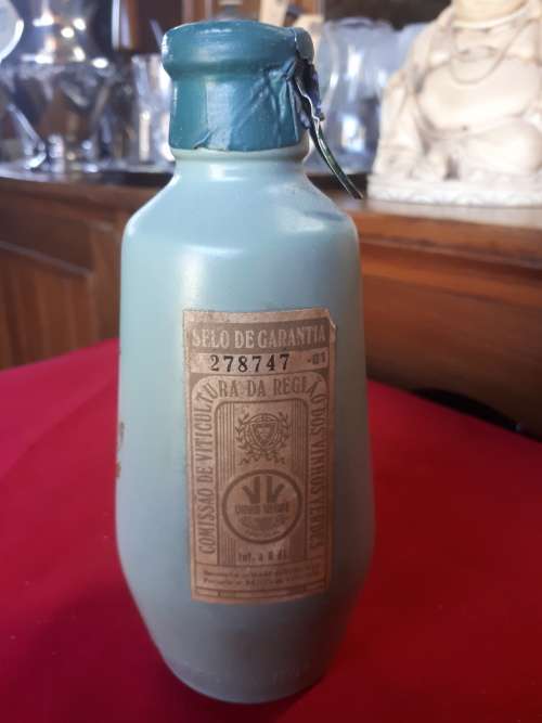 Collectable Vintage Lancers Vinho Verde Portugal (Ceramic Bottle Sealed)