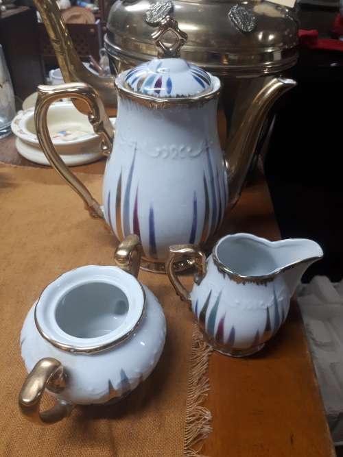 Vintage MTK Japan 3Pc Tea Set Handpainted In Gold Detail
