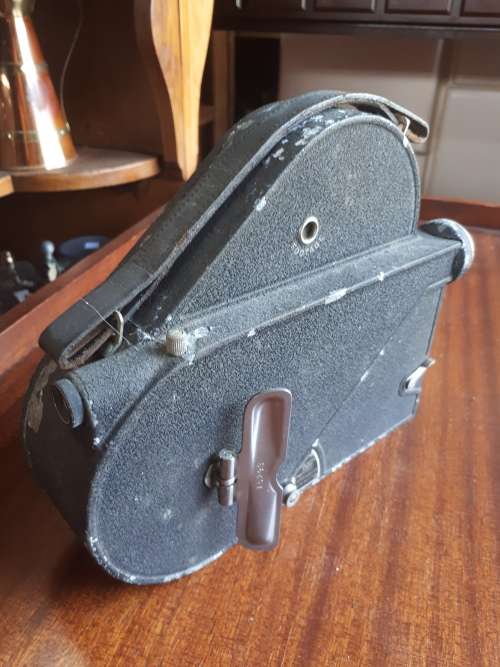 Cine Kodak Model E 16mm Movie Camera Circa 1937 - 1946