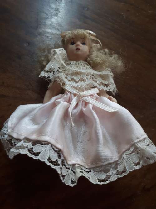 Small Articulated Art Deco Porcelain Doll