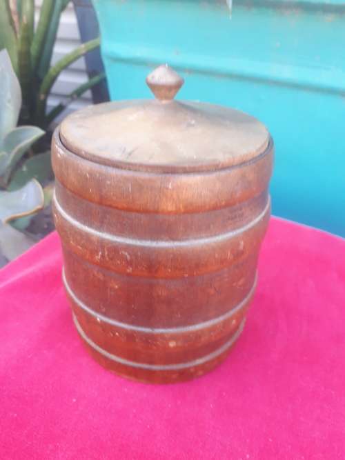 Vintage Barrel Shaped Wooden Humidor