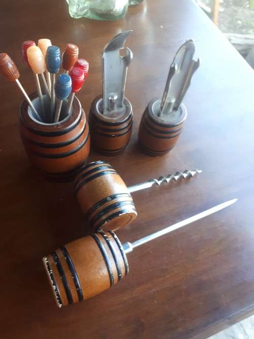 Collection of Retro Barrel Shaped Bar Accessories