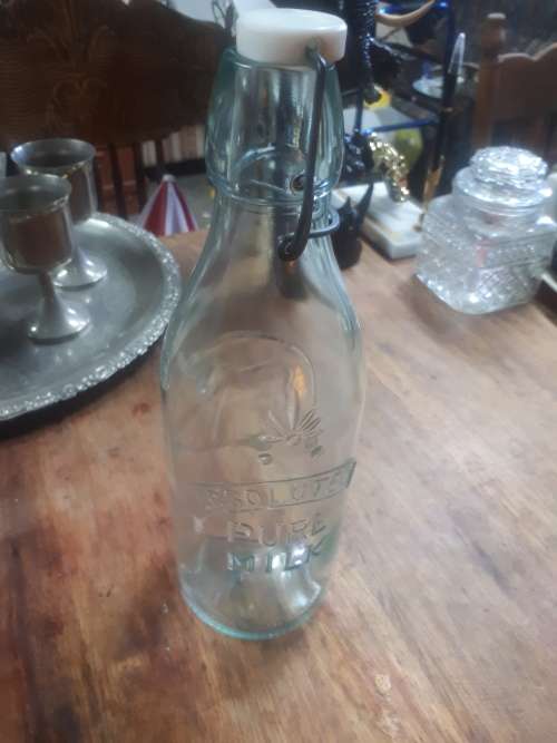 1Lt Absolutely Pure Milk Bottle (Made In Italy)