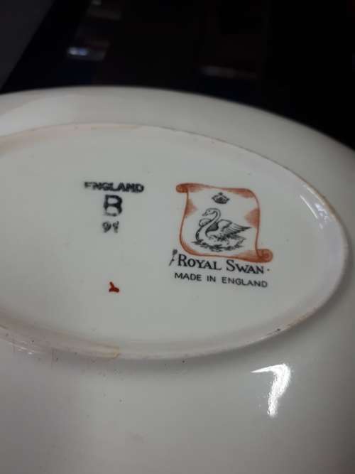 1940`s Royal Swan England Sauce Boat With Drip Tray