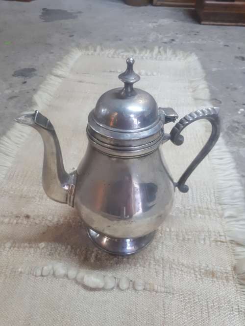 Vintage Silverplated Tea Pot