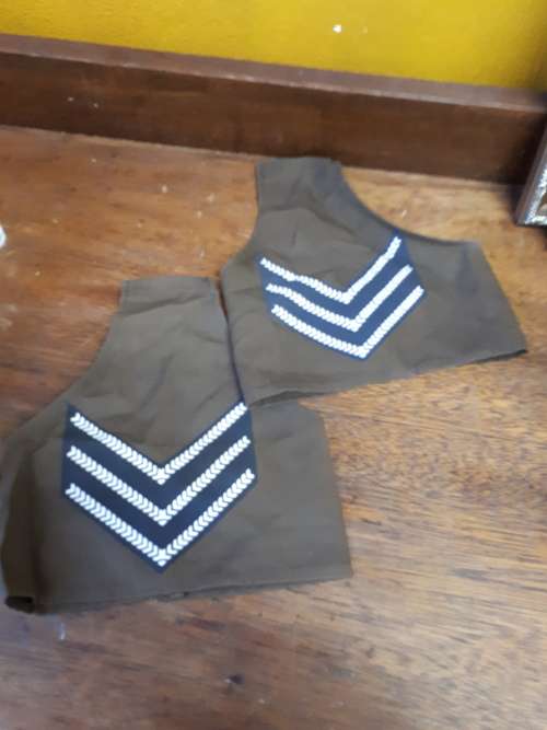 Pair RSA Army Sergeant Stripes