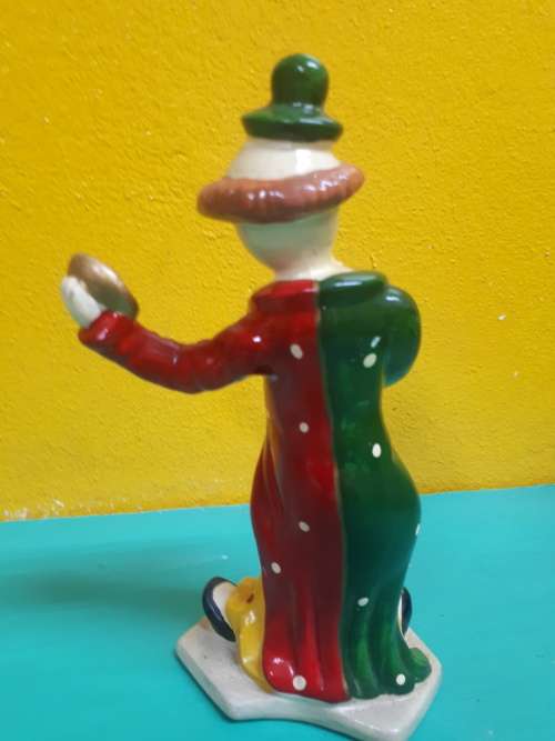 Stunning Highly Detailed Handpainted Ceramic Glazed Clown Figure