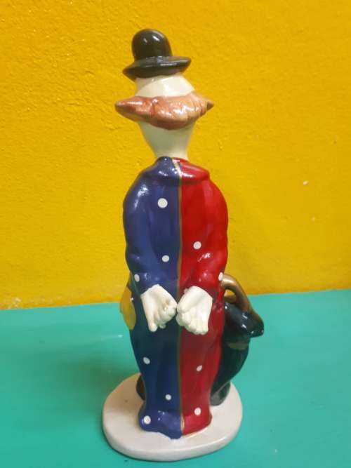 Stunning Highly Detailed Handpainted Ceramic Glazed Clown Figure